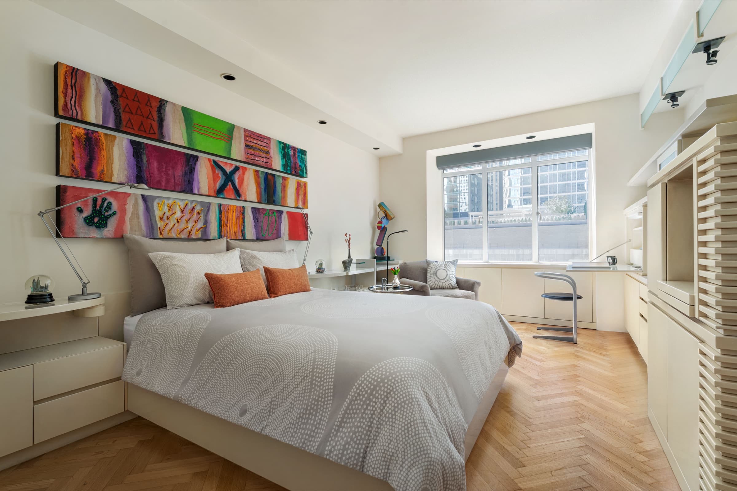 The Rockefeller Apartments — South-facing one-bedroom over MoMA's sculpture garden · The Rockefeller Apartments — image 6