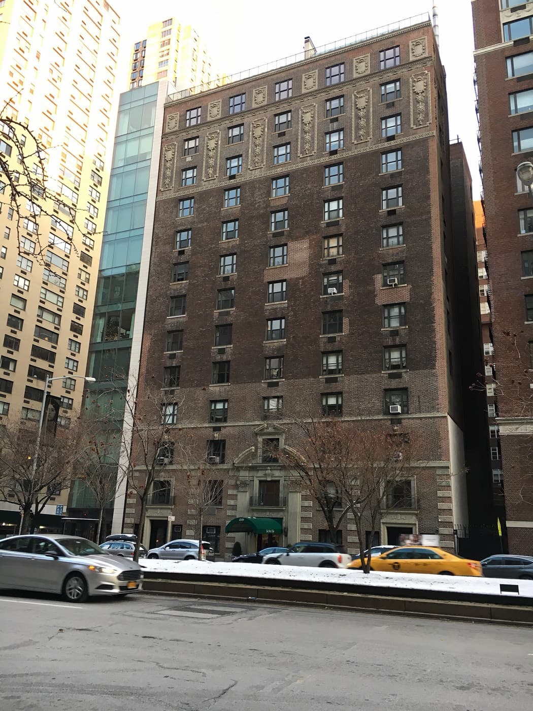 1049 Park Avenue