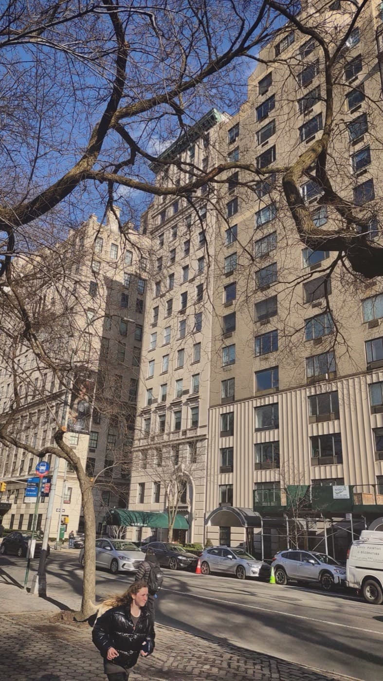 956 Fifth Avenue