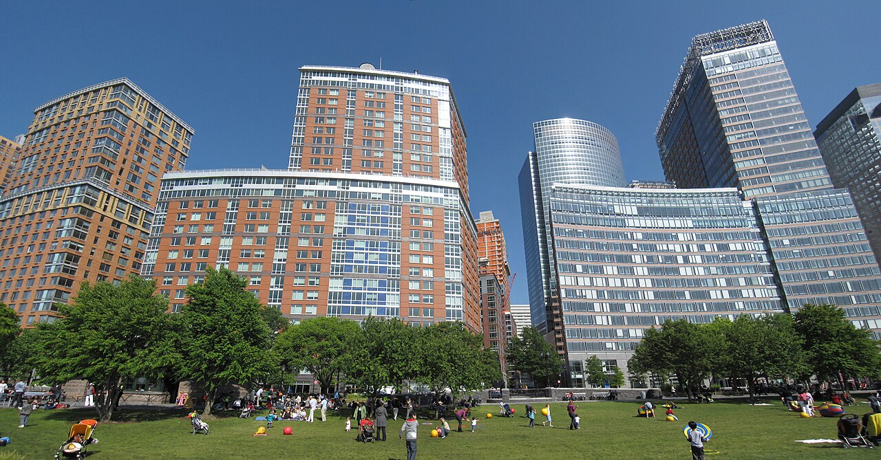 20 River Terrace (The Solaire)