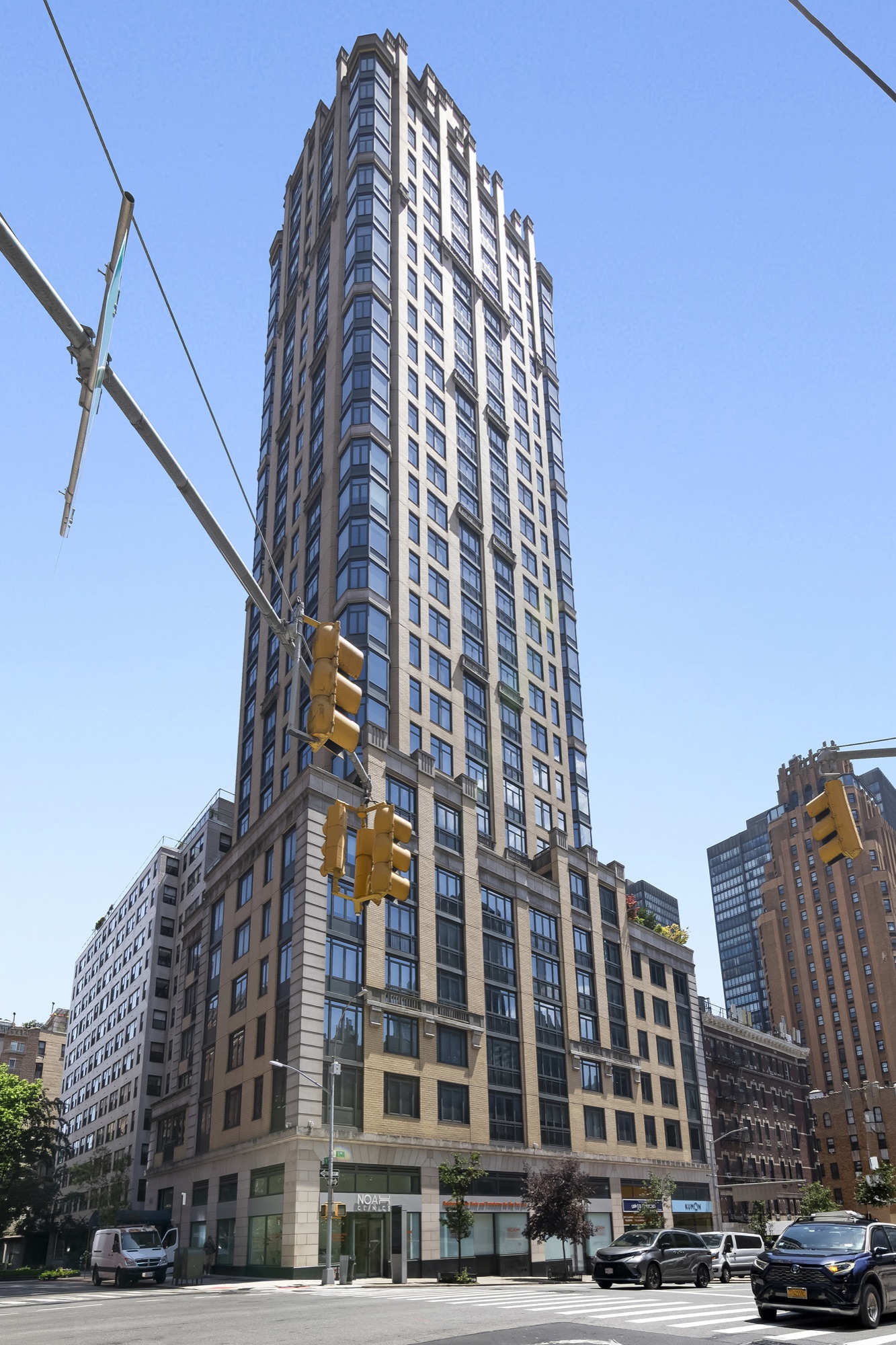 400 East 51st Street (The Grand Beekman)