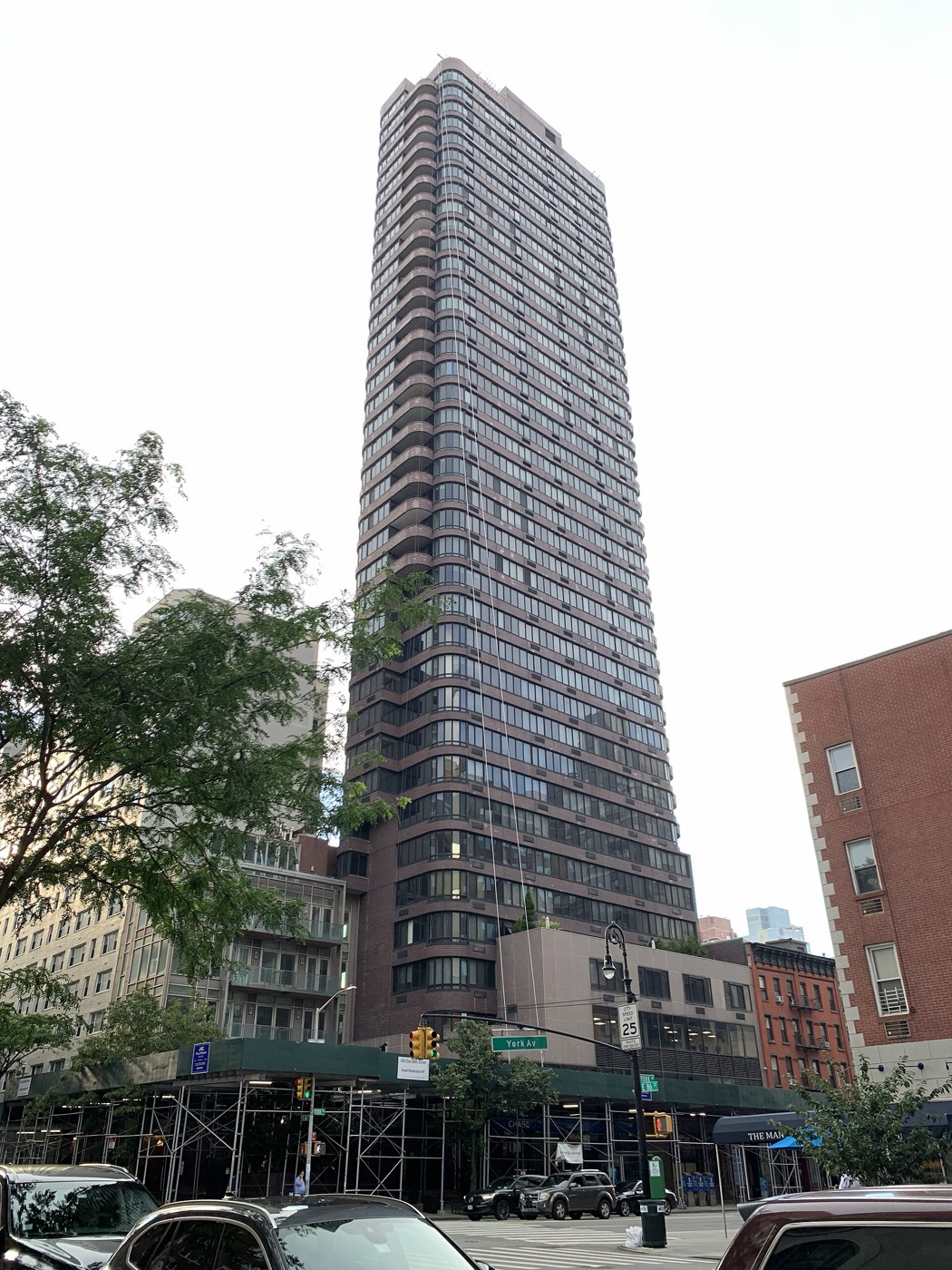 The Channel Club (455 East 86th Street)