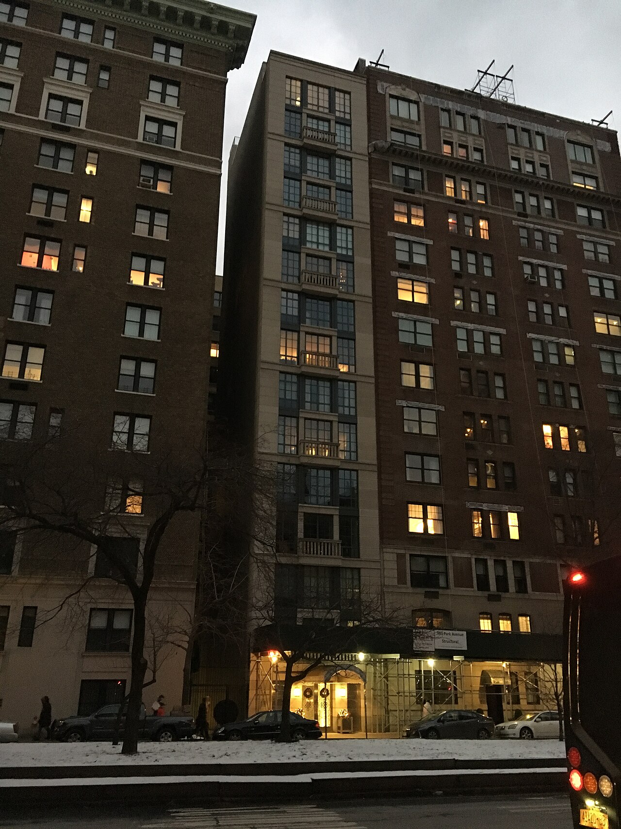985 Park Avenue