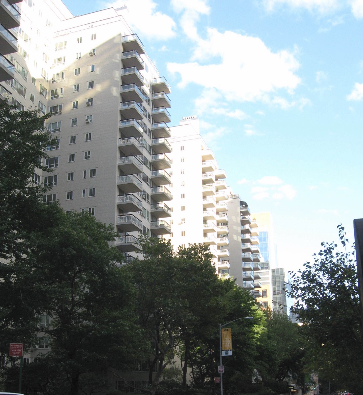 Manhattan House