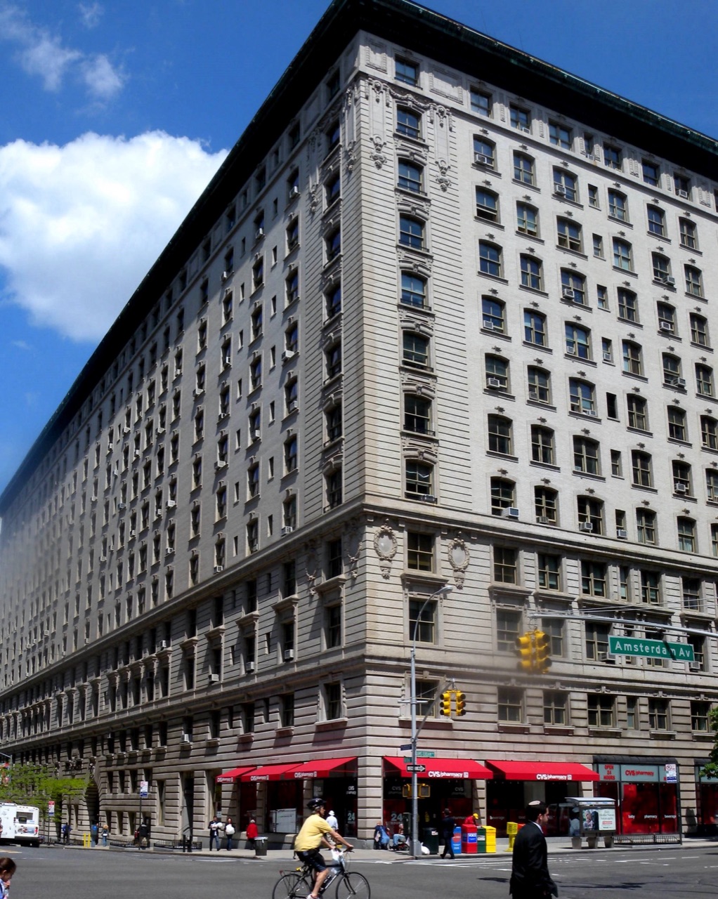 The Belnord (225 West 86th Street)