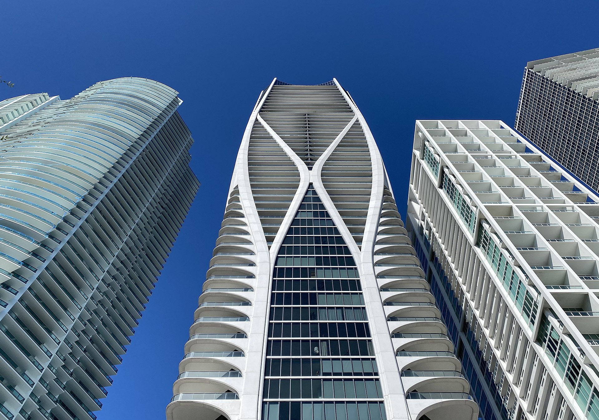 One Thousand Museum, 1000 Biscayne Boulevard, Miami — condominium, 2019
